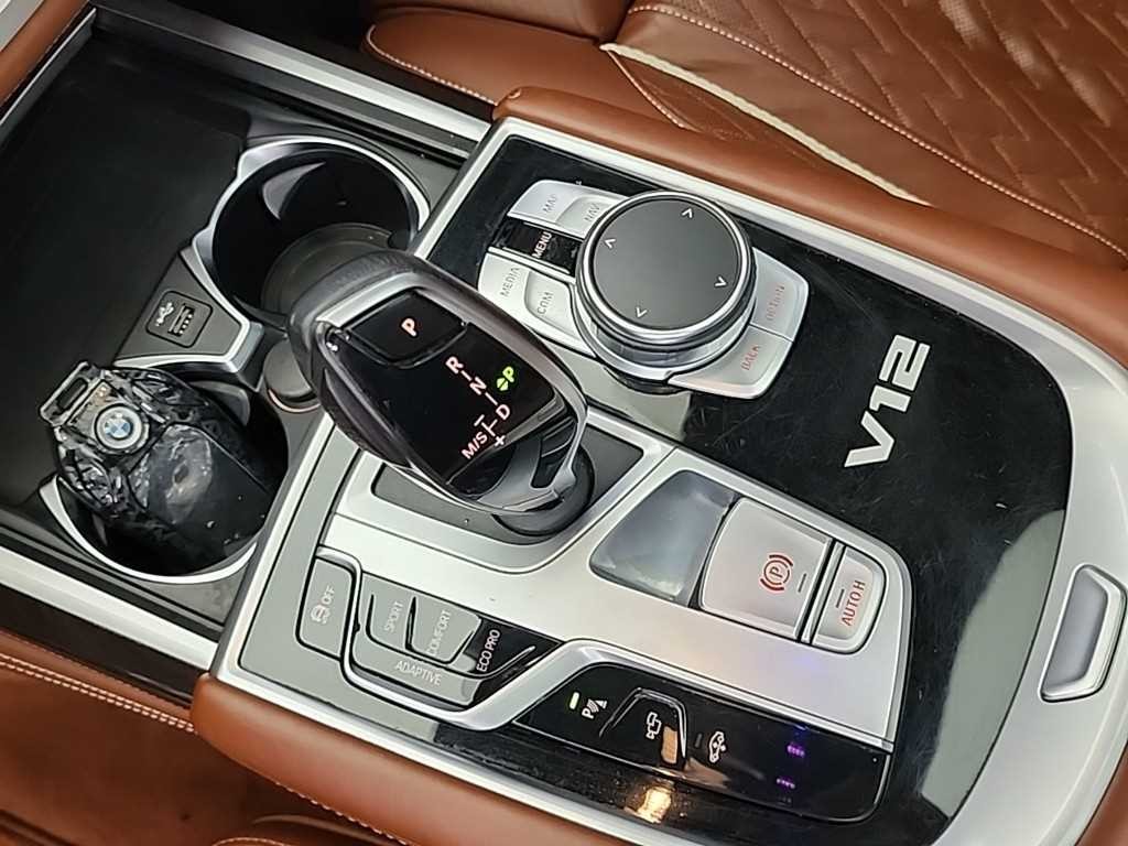 BMW 7시리즈 7시리즈 (G11) M760Li xDrive 엑설런스 이미지 8