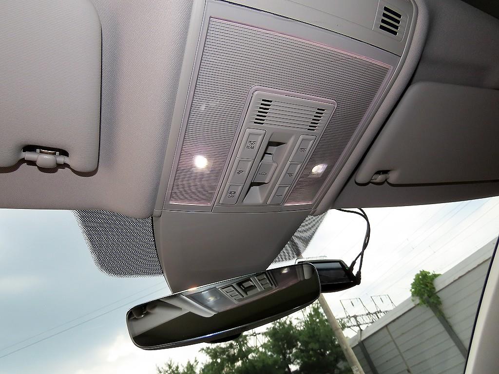 폭스바겐 아테온 2.0 TDI 엘레강스 프레스티지 이미지 14