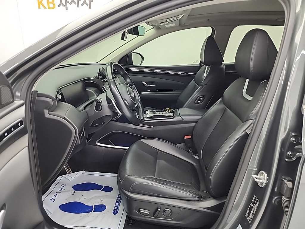 현대 투싼 투싼 (NX4) 가솔린 1.6 터보 4WD 인스퍼레이션 이미지 12