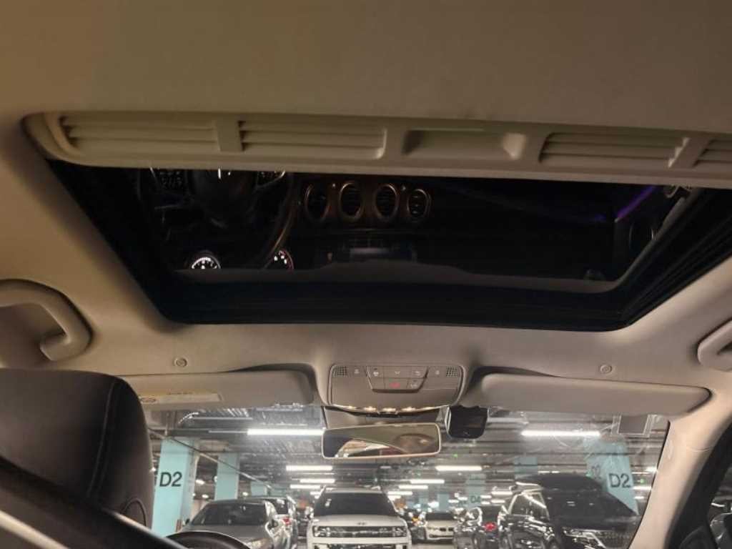 벤츠 E 클래스 E-클래스 W213 E220d 아방가르드 이미지 11