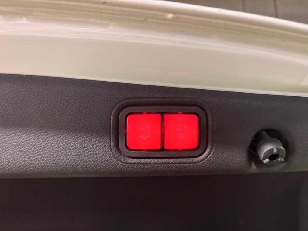 벤츠 E 클래스 E-클래스 W213 E220d 아방가르드 이미지 13