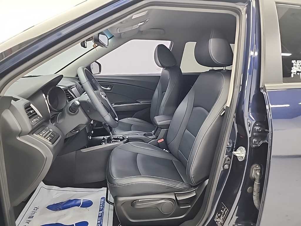 KG모빌리티(쌍용) 티볼리 가솔린 2WD 1.6 LX 이미지 11