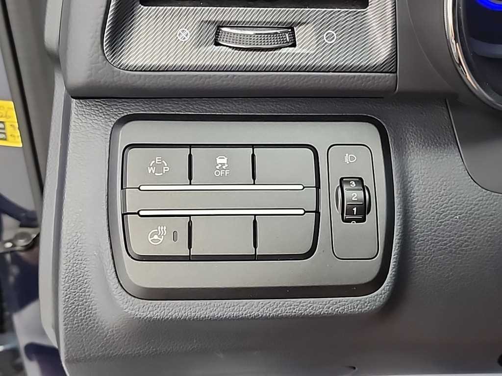 KG모빌리티(쌍용) 티볼리 가솔린 2WD 1.6 LX 이미지 18