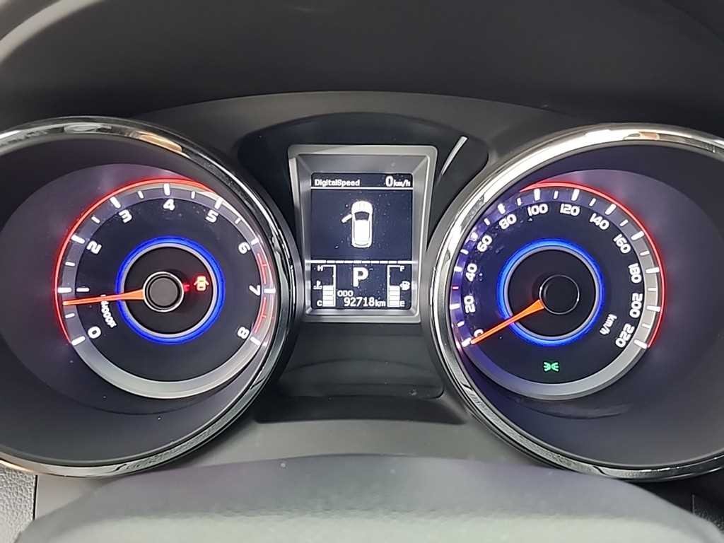 KG모빌리티(쌍용) 티볼리 가솔린 2WD 1.6 LX 이미지 6