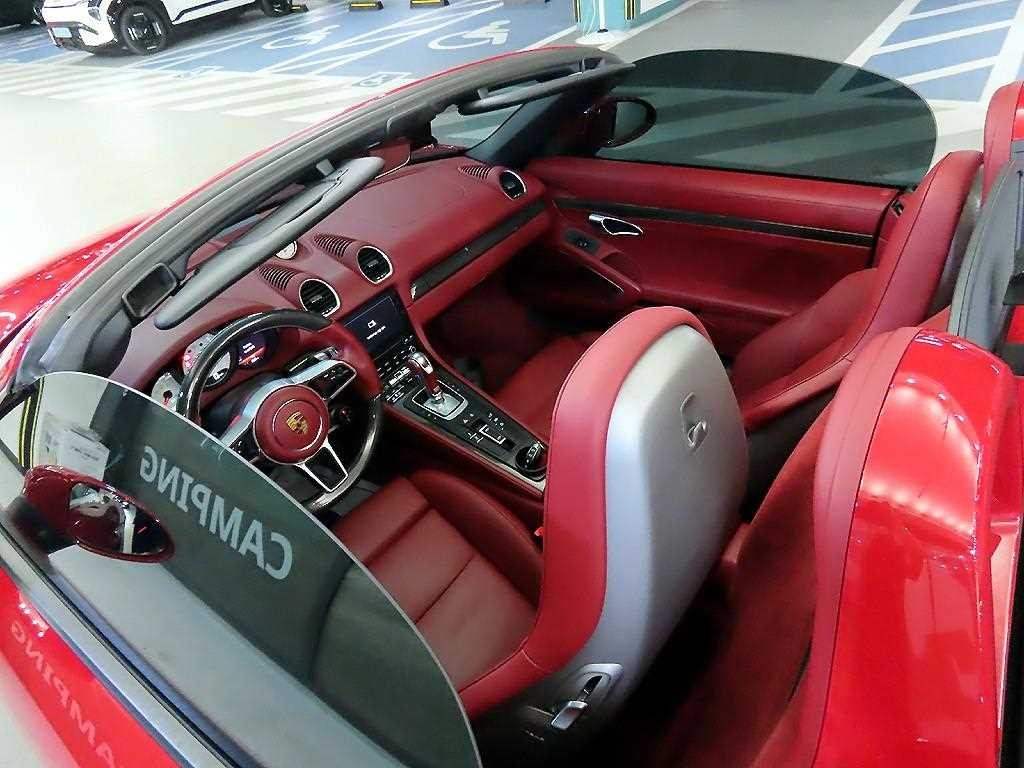 포르쉐 718 718 박스터 4.0 GTS 이미지 14
