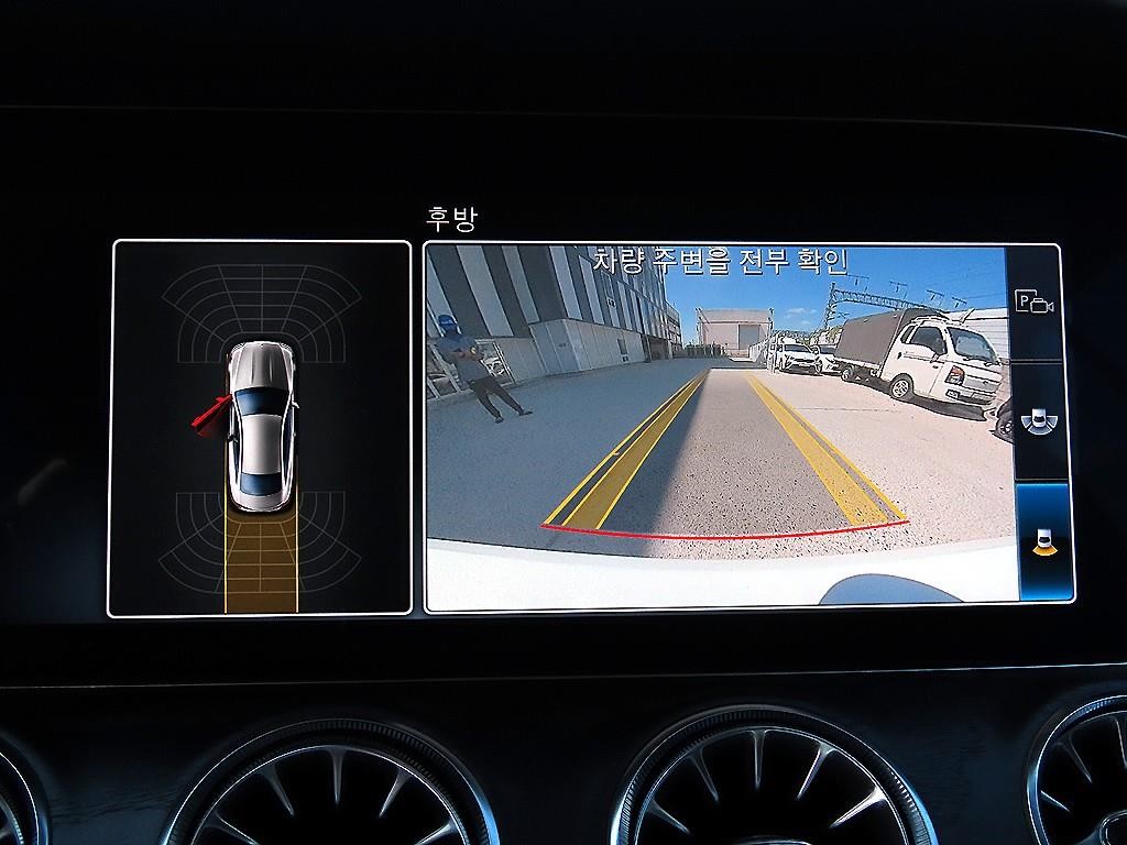 벤츠 E 클래스 E-클래스 W213 E220d 쿠페 이미지 16