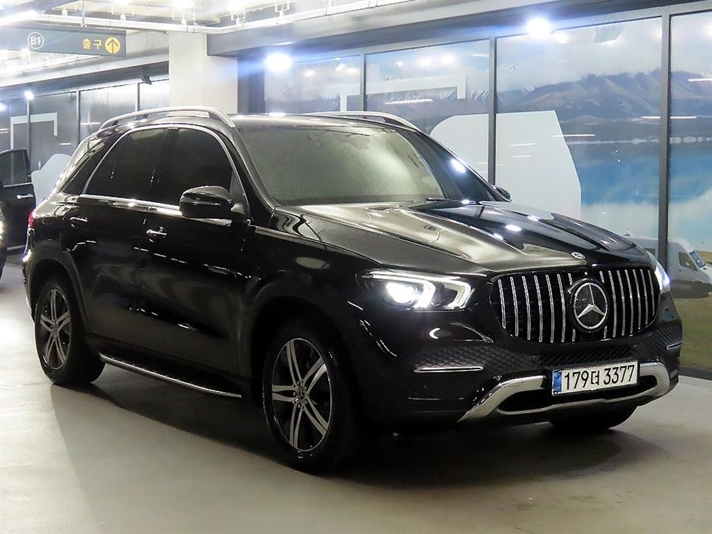 벤츠 GLE 클래스 GLE 클래스 W167 GLE 300d 4MATIC 이미지 1