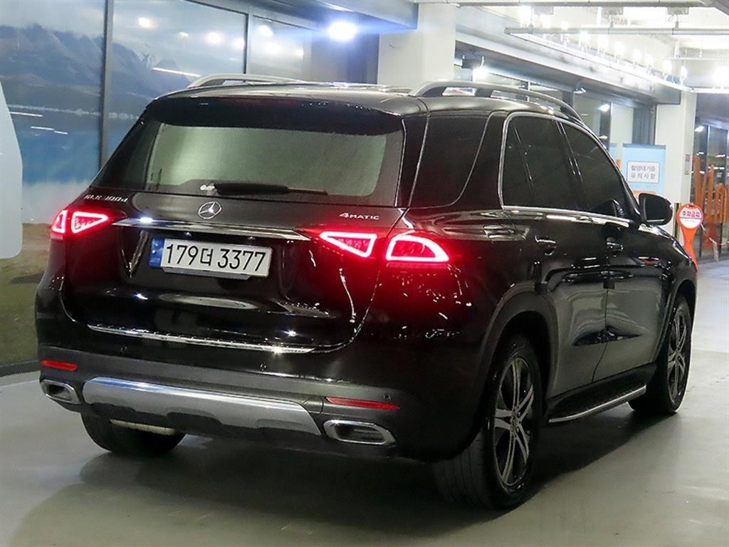 벤츠 GLE 클래스 GLE 클래스 W167 GLE 300d 4MATIC 이미지 4