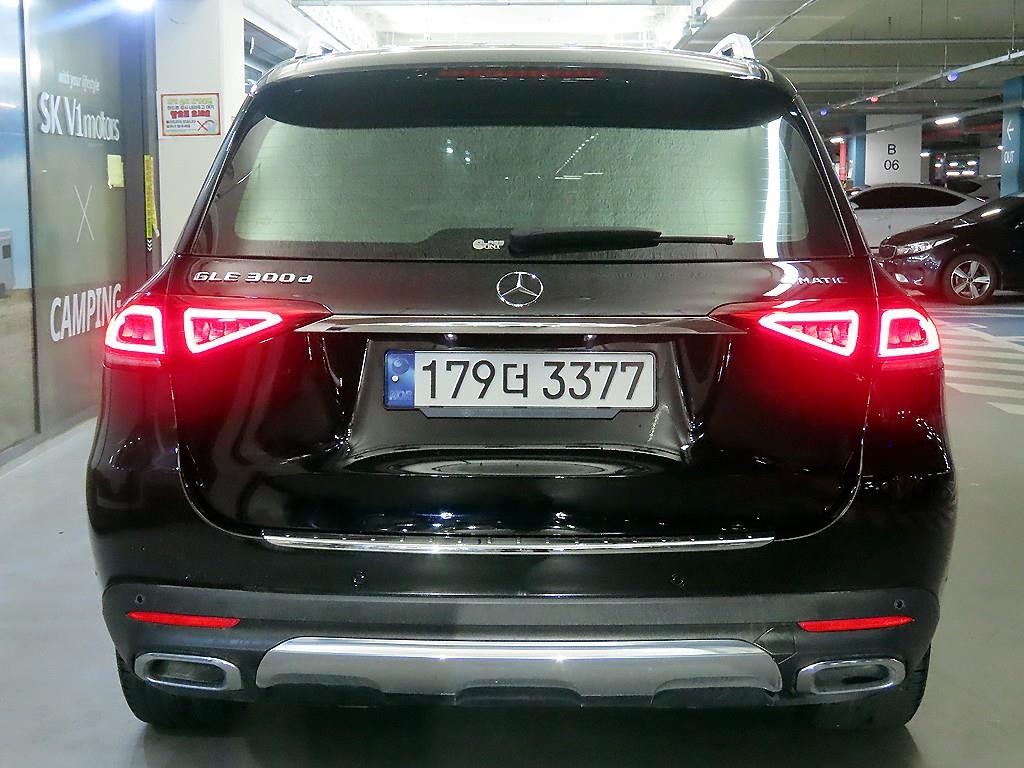 벤츠 GLE 클래스 GLE 클래스 W167 GLE 300d 4MATIC 이미지 5