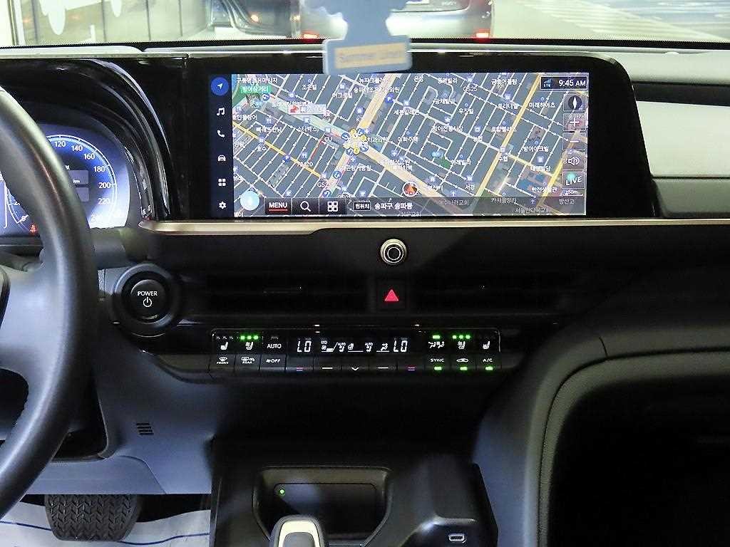 토요타 크라운 크라운 크로스오버 2.5 4WD 하이브리드 이미지 11