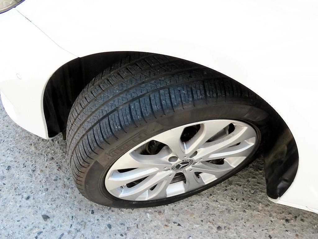 벤츠 E 클래스 E-클래스 W213 E300 4MATIC 익스클루시브 이미지 20