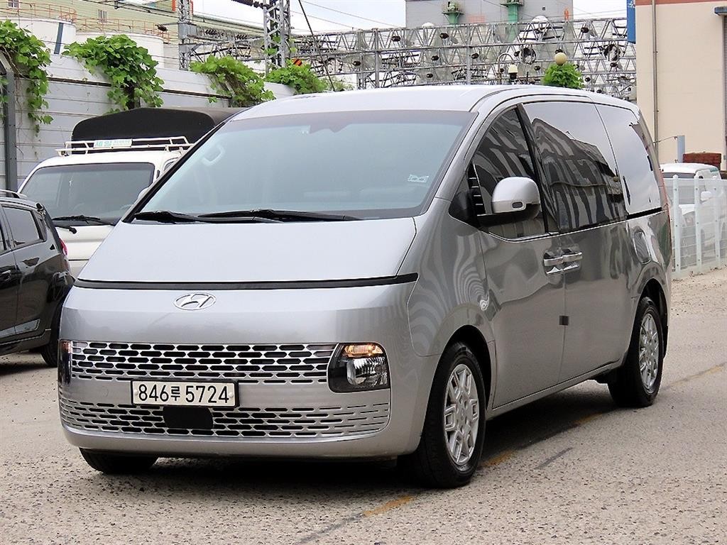 현대 스타리아 2WD 디젤 카고 모던 3인승 이미지 2