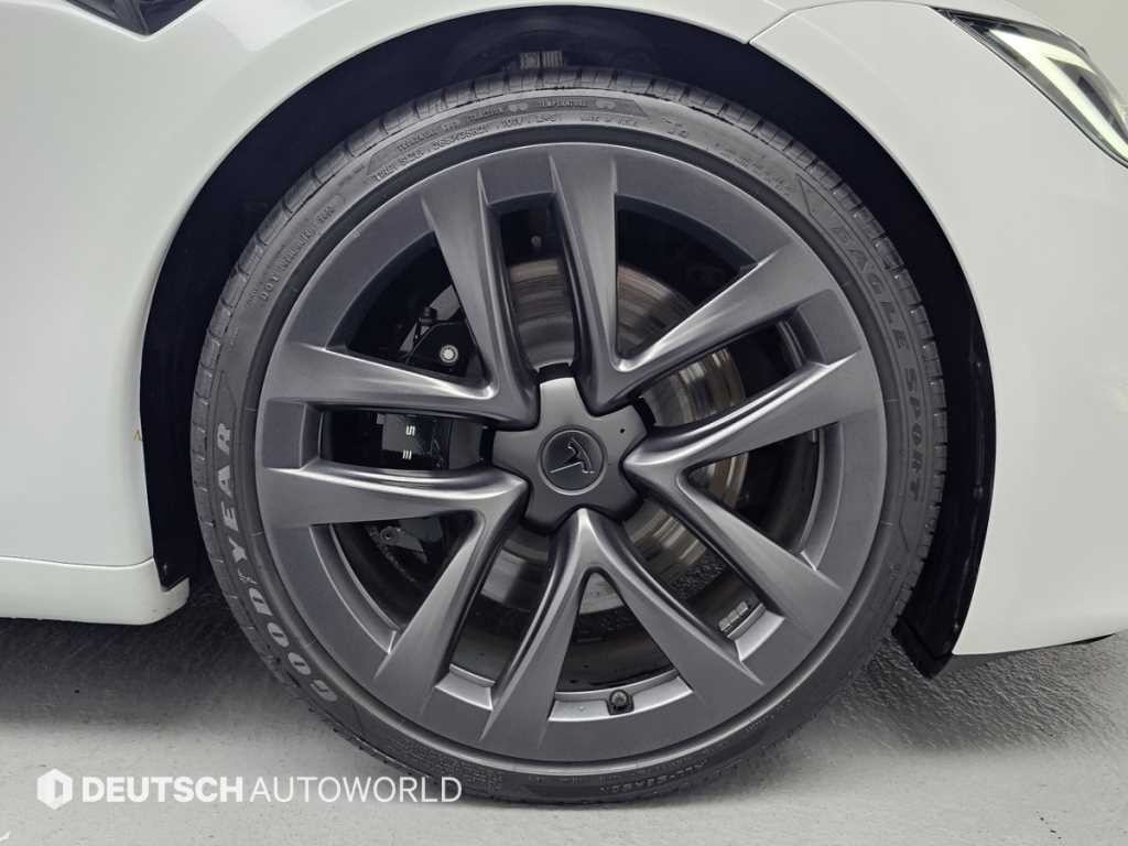 테슬라 모델 S AWD 이미지 5