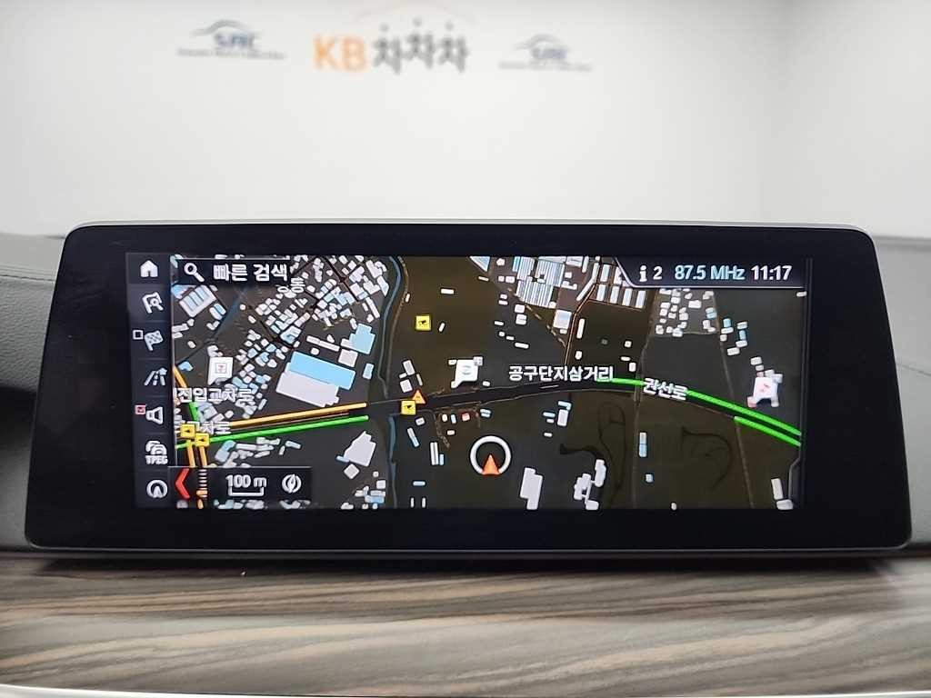 BMW 5시리즈 5시리즈 (G30) 530i xDrive M 스포츠 플러스 이미지 15
