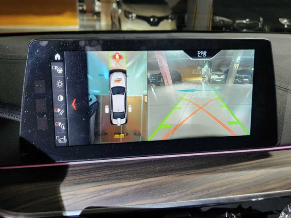 BMW 5시리즈 5시리즈 (G30) 530i xDrive M 스포츠 플러스 이미지 6