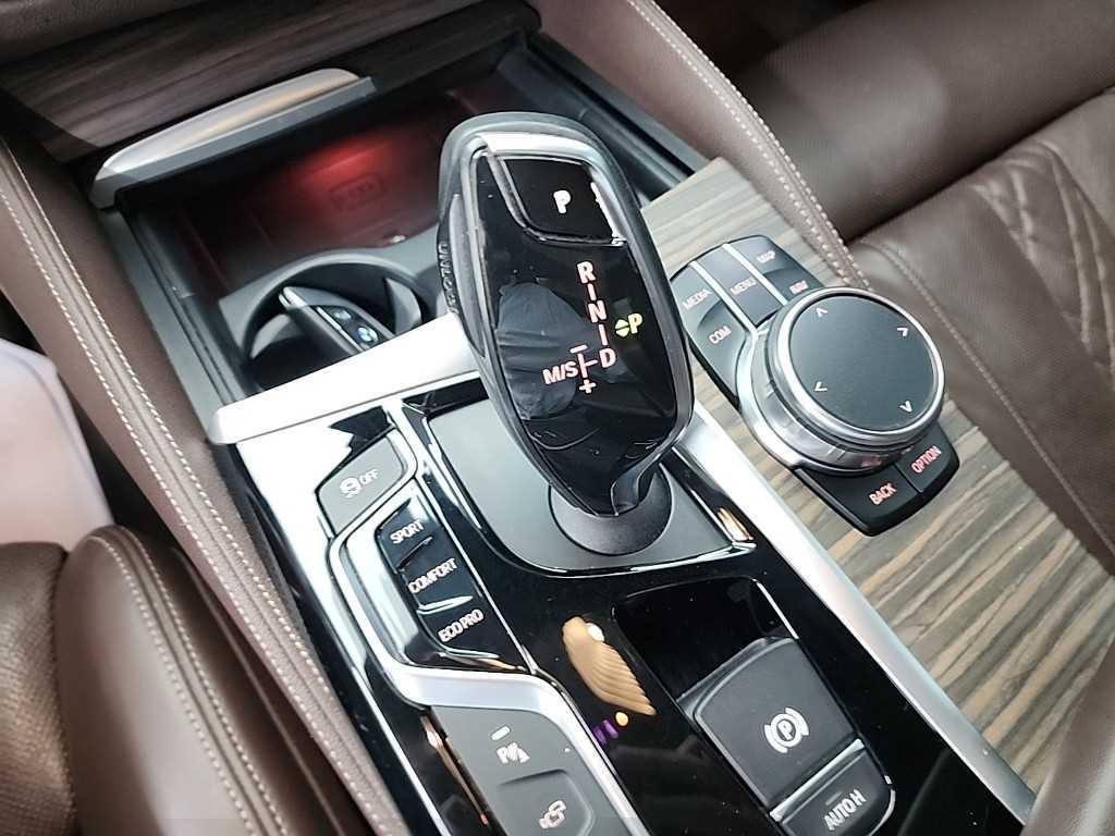 BMW 5시리즈 5시리즈 (G30) 530i xDrive M 스포츠 플러스 이미지 8
