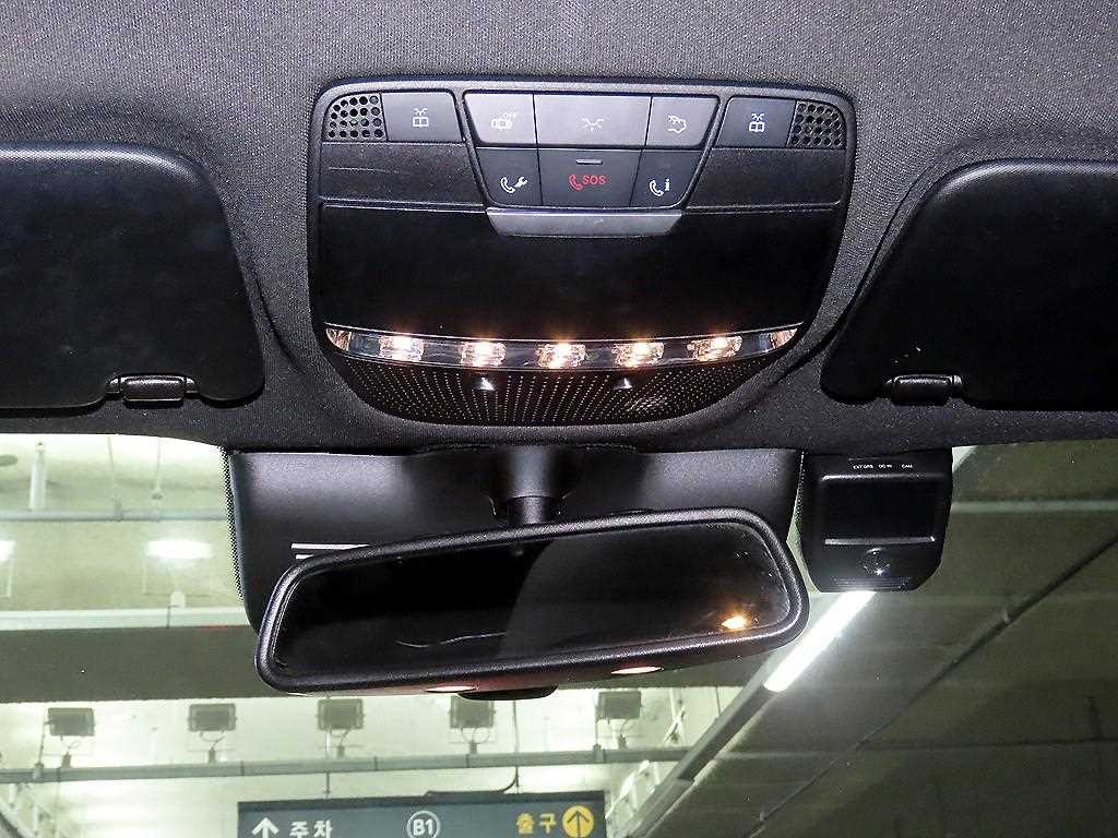 벤츠 GLC 클래스 GLC클래스 X253 GLC 300 4MATIC 쿠페 이미지 15