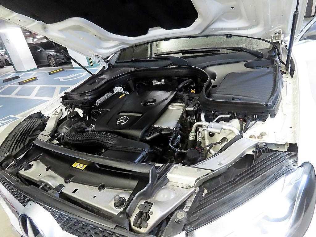 벤츠 GLC 클래스 GLC클래스 X253 GLC 300 4MATIC 쿠페 이미지 19