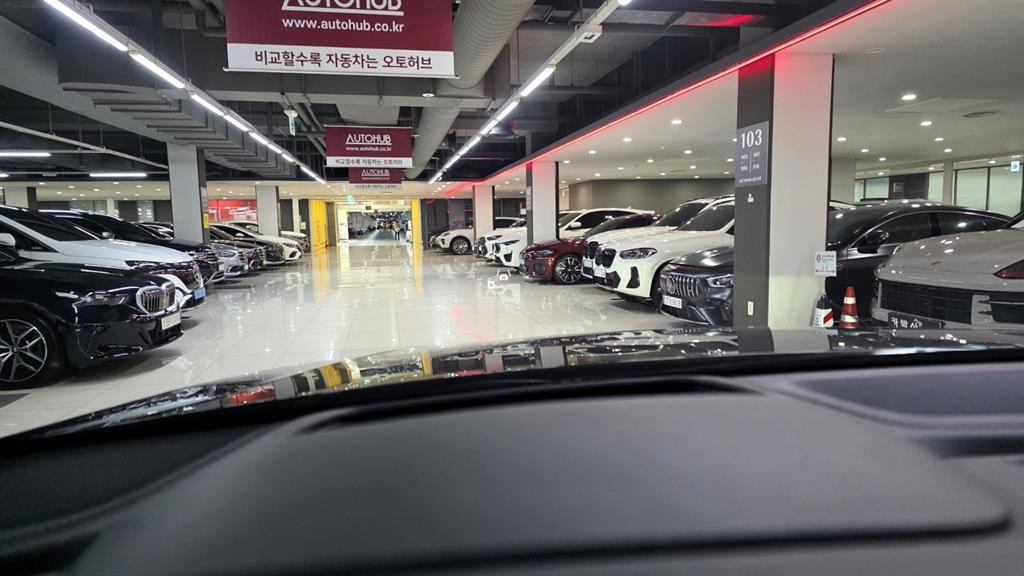 아우디 Q8 50 TDI 콰트로 프리미엄 이미지 11