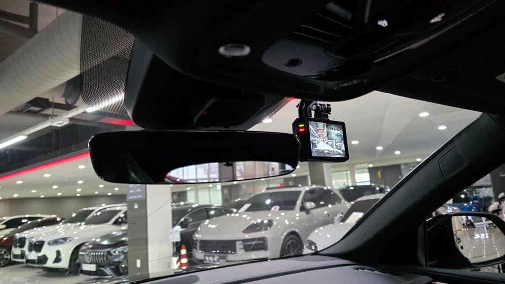 아우디 Q8 50 TDI 콰트로 프리미엄 이미지 6