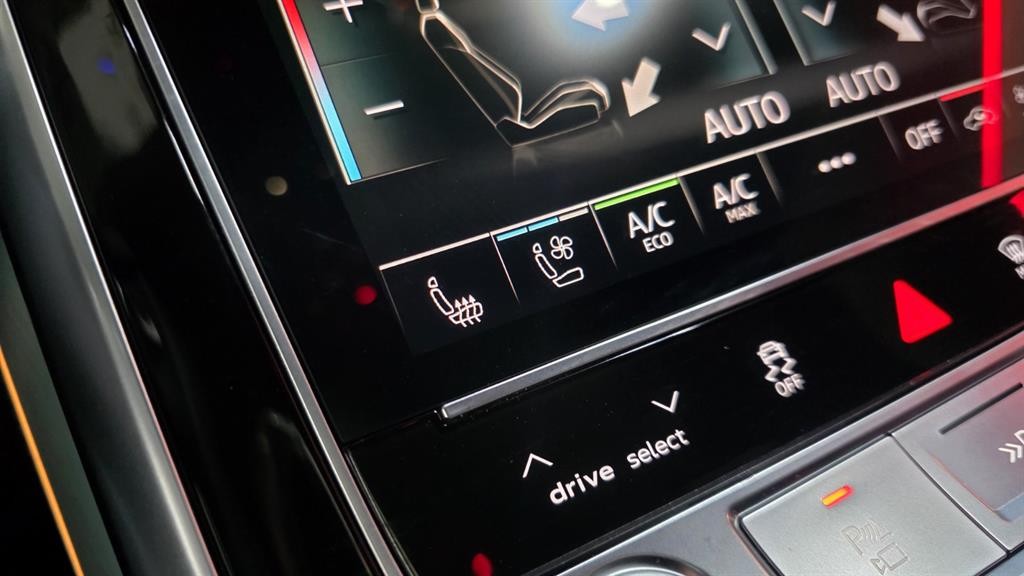 아우디 Q8 50 TDI 콰트로 프리미엄 이미지 9
