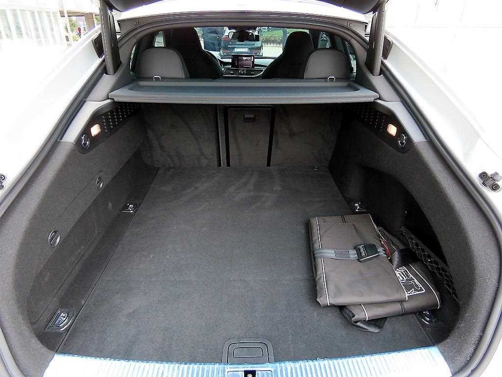 아우디 A7 55 TDI 콰트로 이미지 17