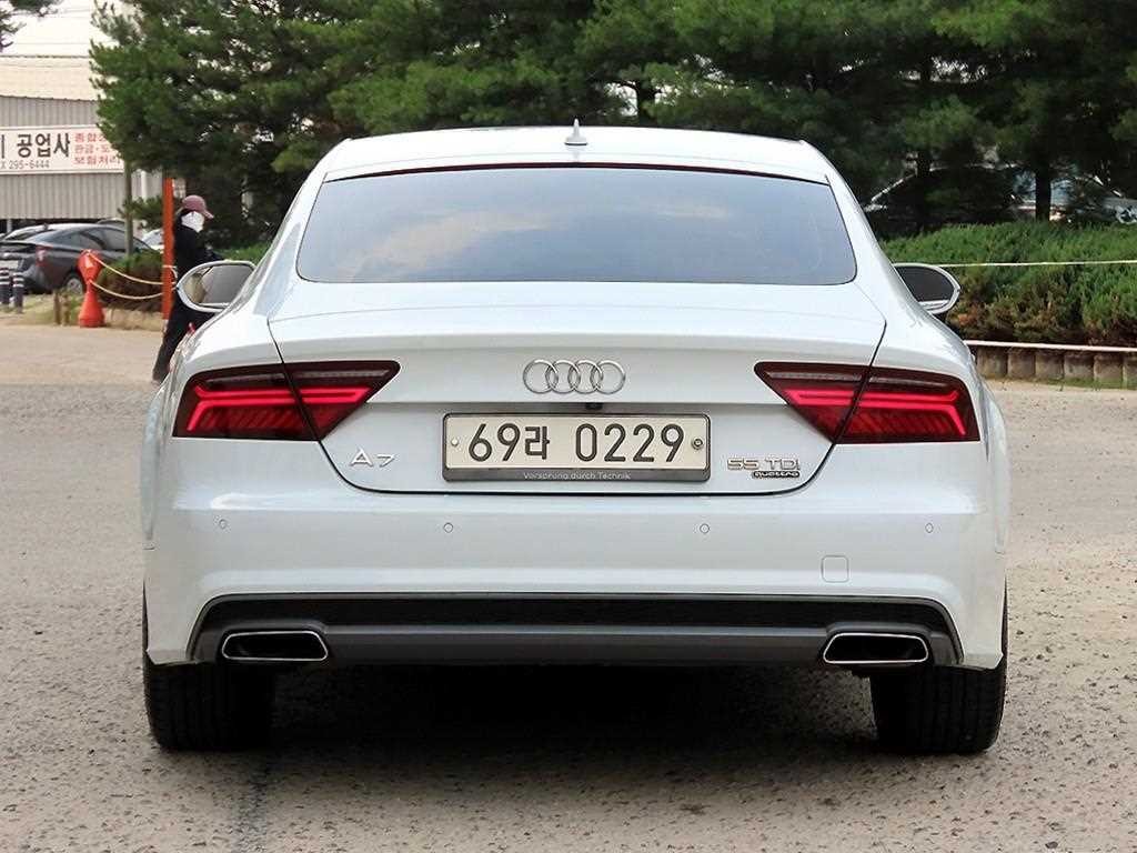 아우디 A7 55 TDI 콰트로 이미지 4
