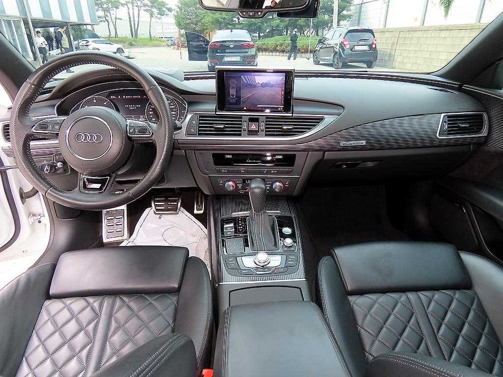 아우디 A7 55 TDI 콰트로 이미지 7