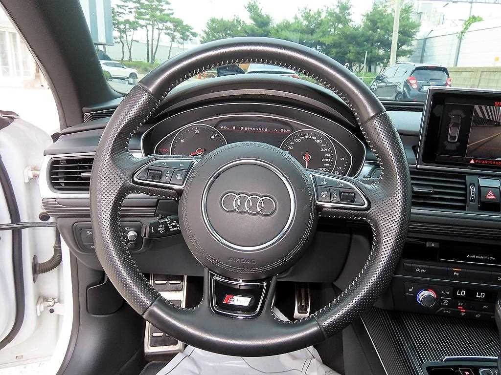 아우디 A7 55 TDI 콰트로 이미지 8