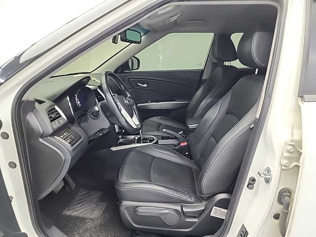 KG모빌리티(쌍용) 티볼리 가솔린 2WD 1.6 LX 고급형 이미지 10