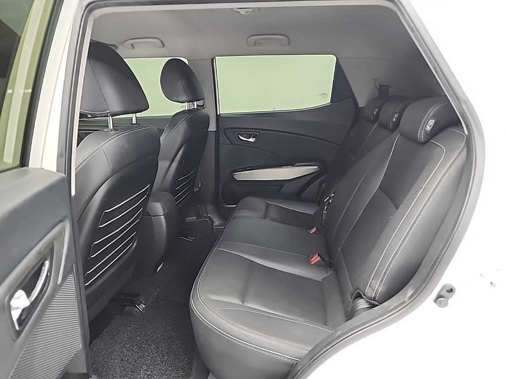 KG모빌리티(쌍용) 티볼리 가솔린 2WD 1.6 LX 고급형 이미지 11