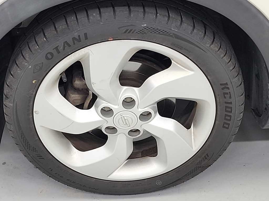 KG모빌리티(쌍용) 티볼리 가솔린 2WD 1.6 LX 고급형 이미지 19