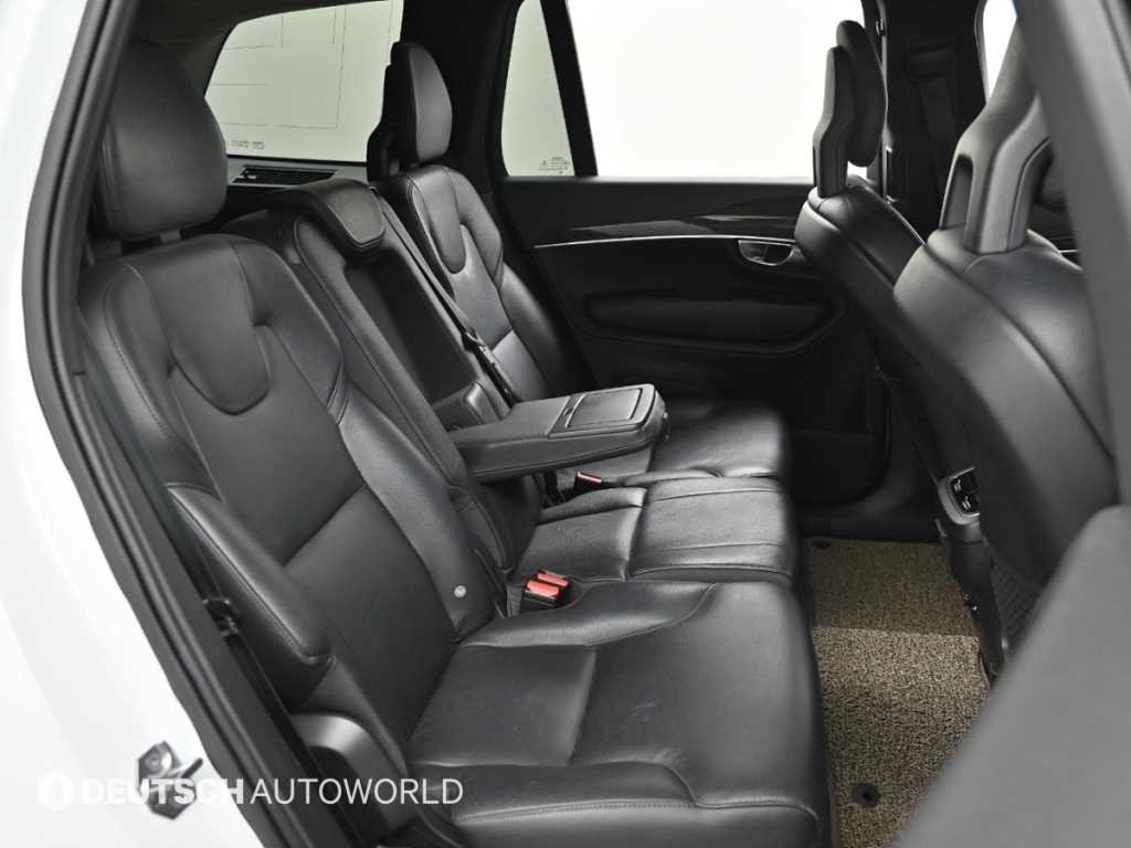볼보 XC90 XC90 2세대 2.0 D5 AWD 모멘텀 이미지 12