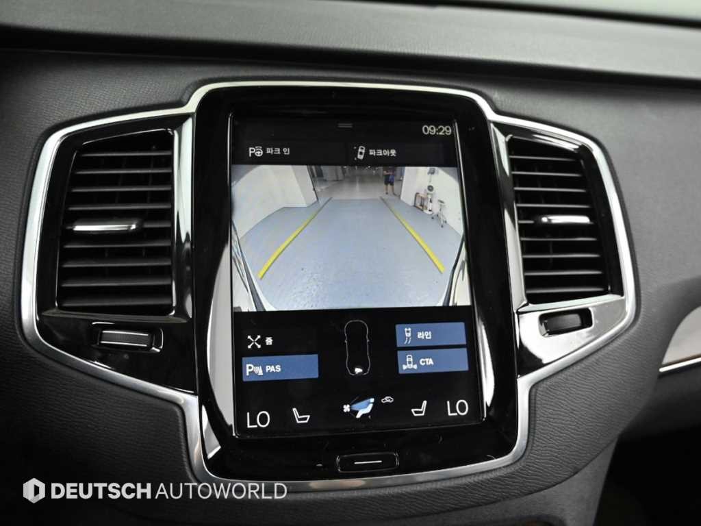 볼보 XC90 XC90 2세대 2.0 D5 AWD 모멘텀 이미지 15
