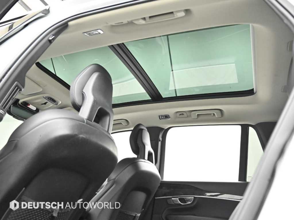 볼보 XC90 XC90 2세대 2.0 D5 AWD 모멘텀 이미지 18