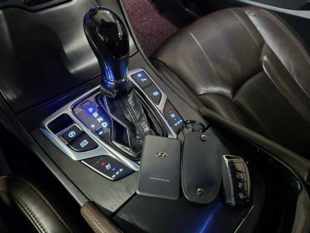현대 그랜저 그랜저 HG HG300 EXCLUSIVE 이미지 15