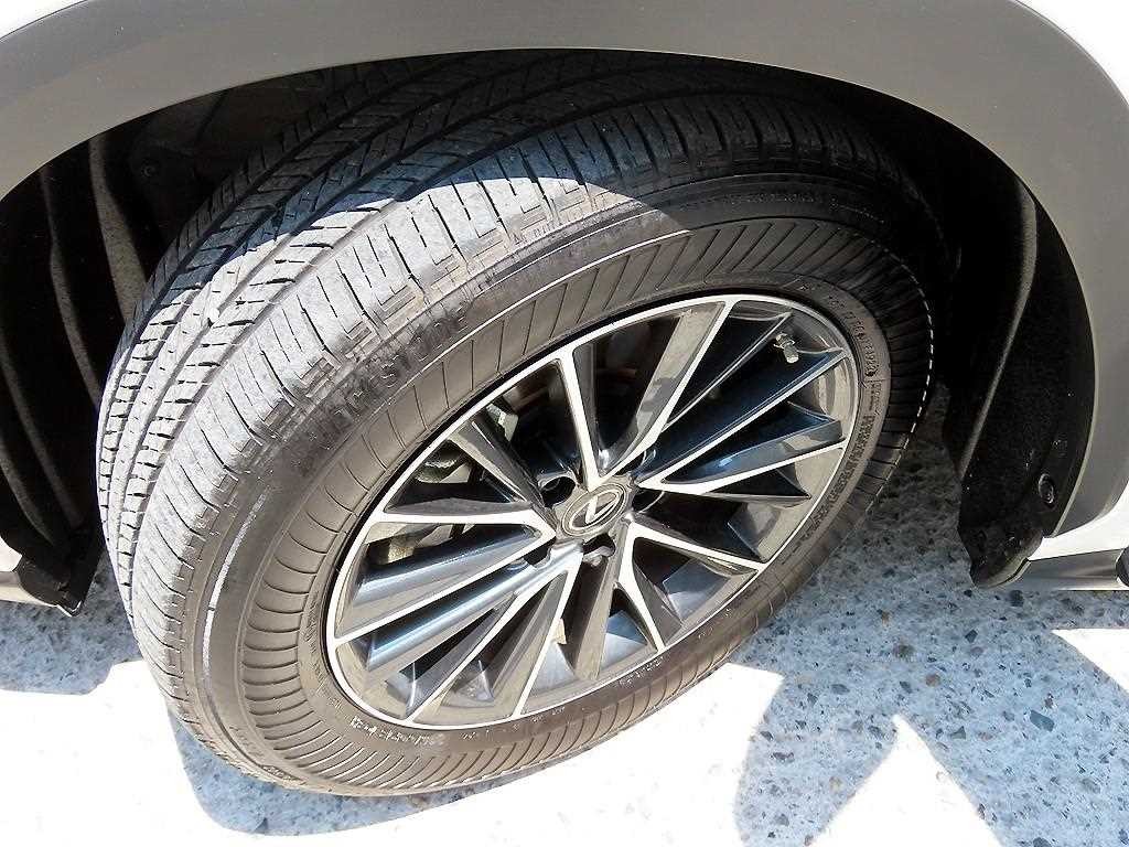 렉서스 NX NX 450h+ 프리미엄 이미지 20