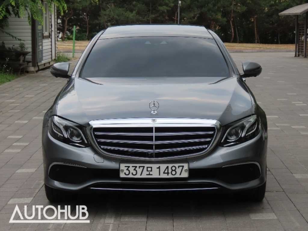 벤츠 E 클래스 E-클래스 W213 E300e 익스클루시브 이미지 1