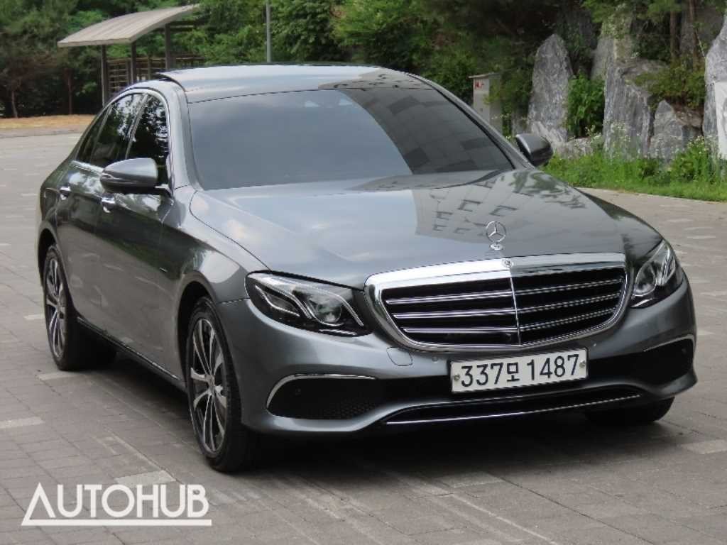 벤츠 E 클래스 E-클래스 W213 E300e 익스클루시브 이미지 2