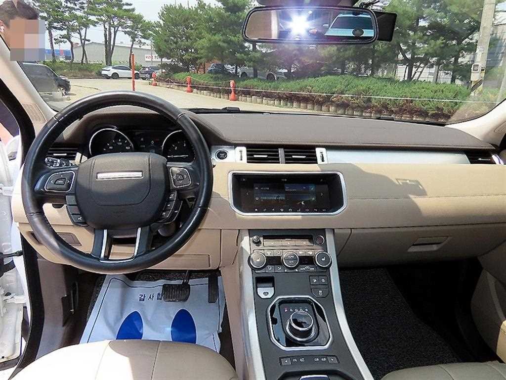 랜드로버 레인지로버 이보크 2.0 TD4 SE 이미지 7