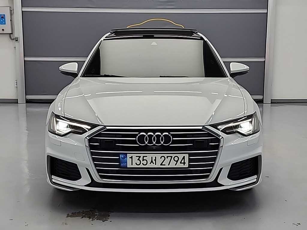 아우디 A6 A6 (C8) 45 TFSI 프리미엄 이미지 2