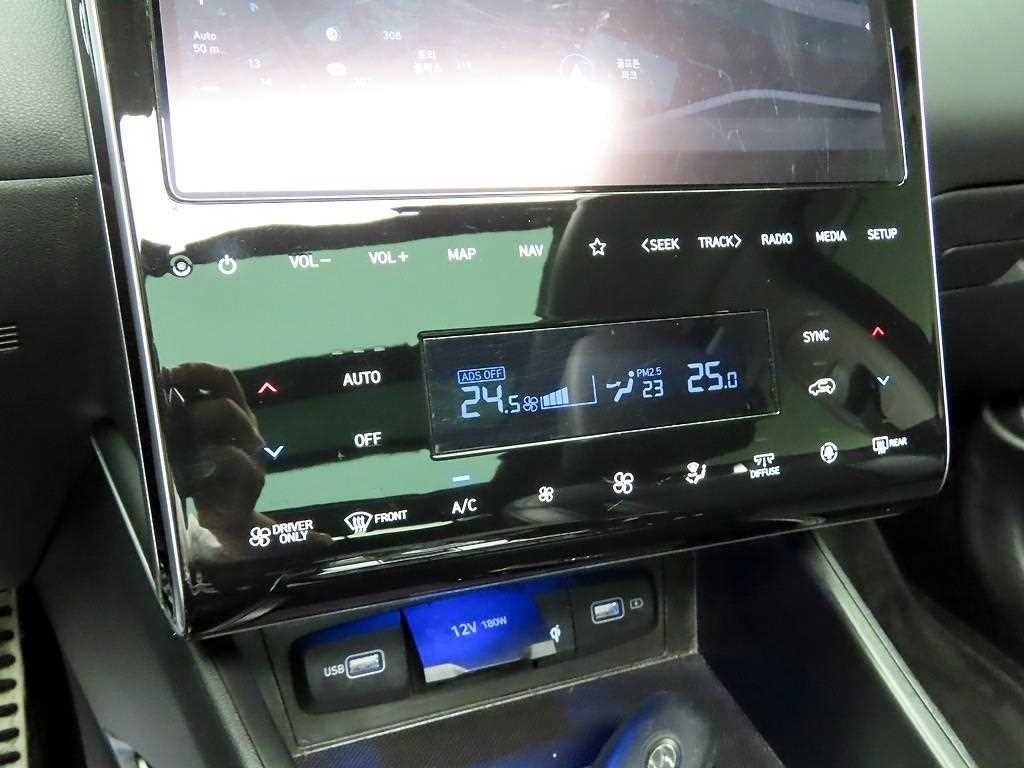 현대 투싼 투싼 하이브리드(NX4) 2WD 인스퍼레이션 이미지 9