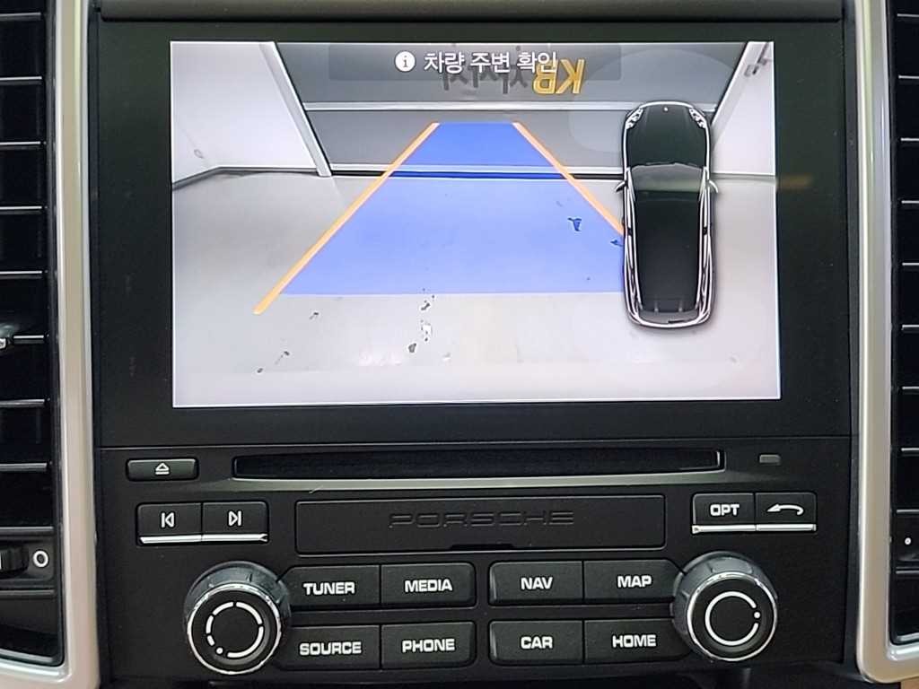 포르쉐 카이엔 뉴 카이엔 3.0 디젤 플래티넘 에디션 이미지 16
