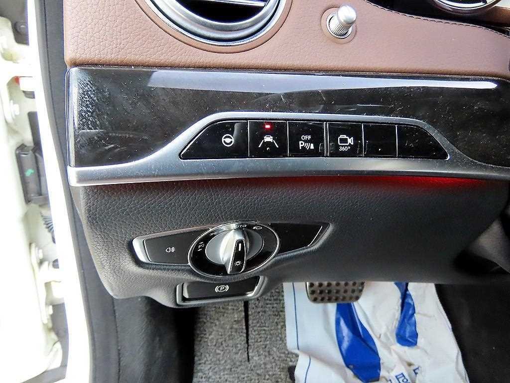 벤츠 S 클래스 S클래스-W222 S 63 AMG 4MATIC 이미지 12