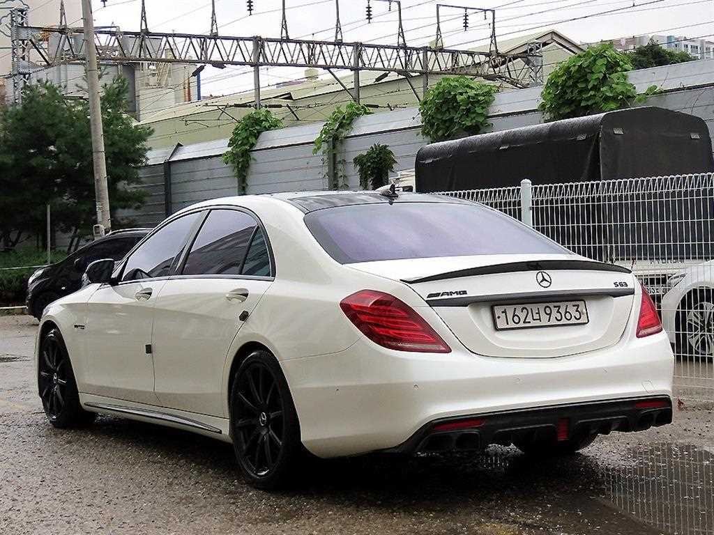 벤츠 S 클래스 S클래스-W222 S 63 AMG 4MATIC 이미지 4