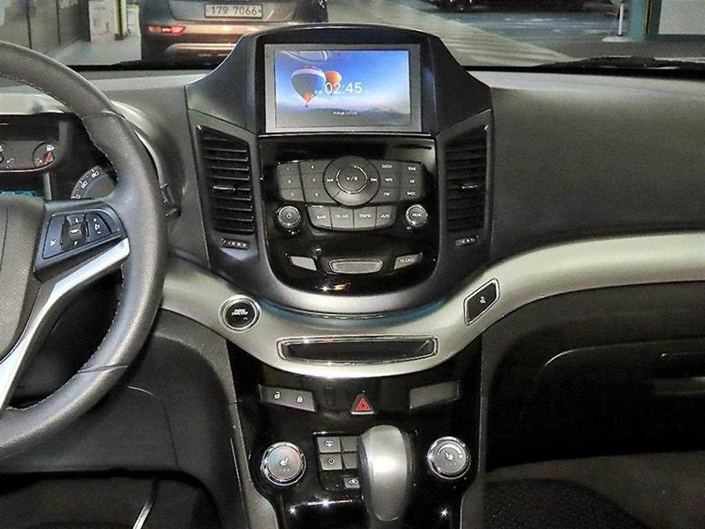 쉐보레 올란도 1.6 디젤 LTZ 세이프티 이미지 11