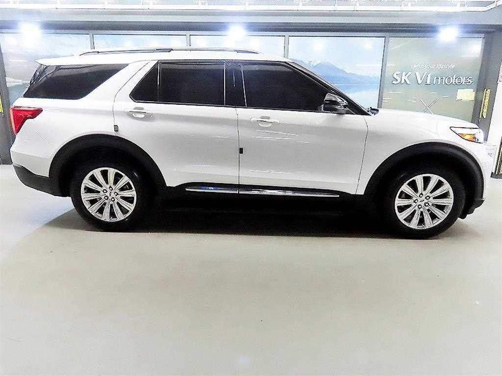 포드 익스플로러 익스플로러 6세대 2.3 AWD 리미티드 이미지 3
