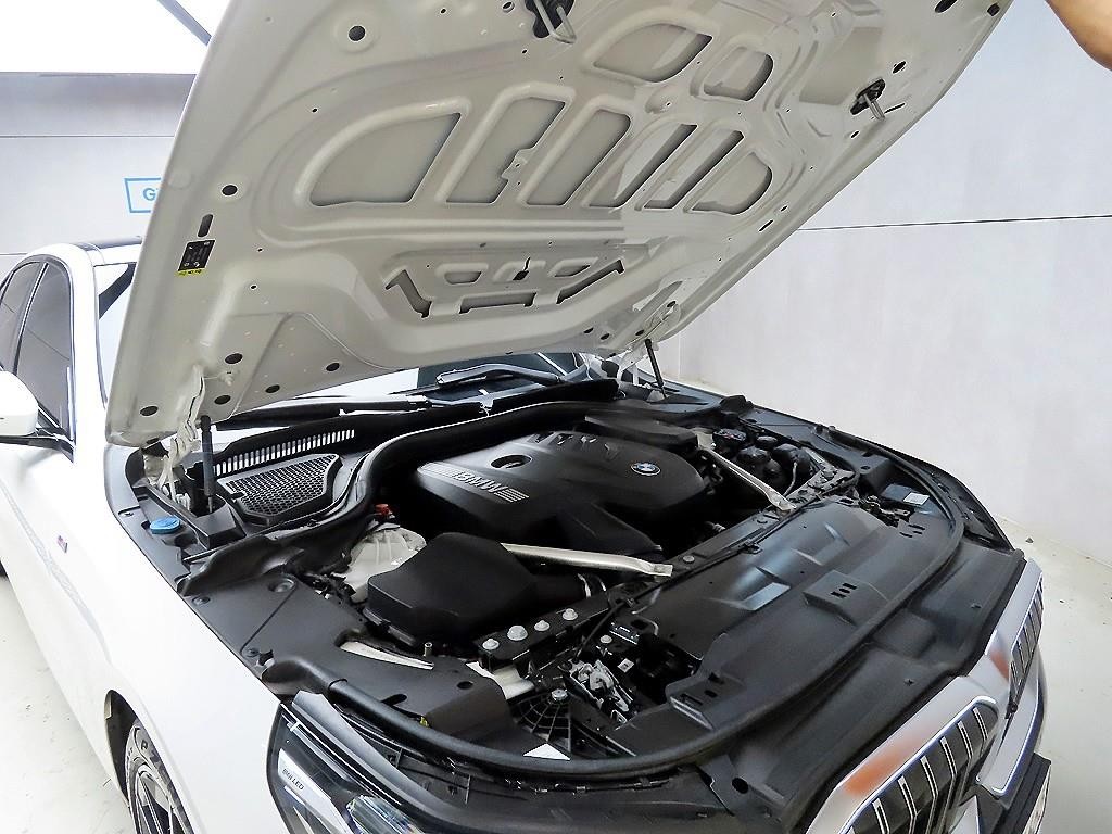 BMW 5시리즈 5시리즈 (G60) 520i M 스포츠 이미지 19