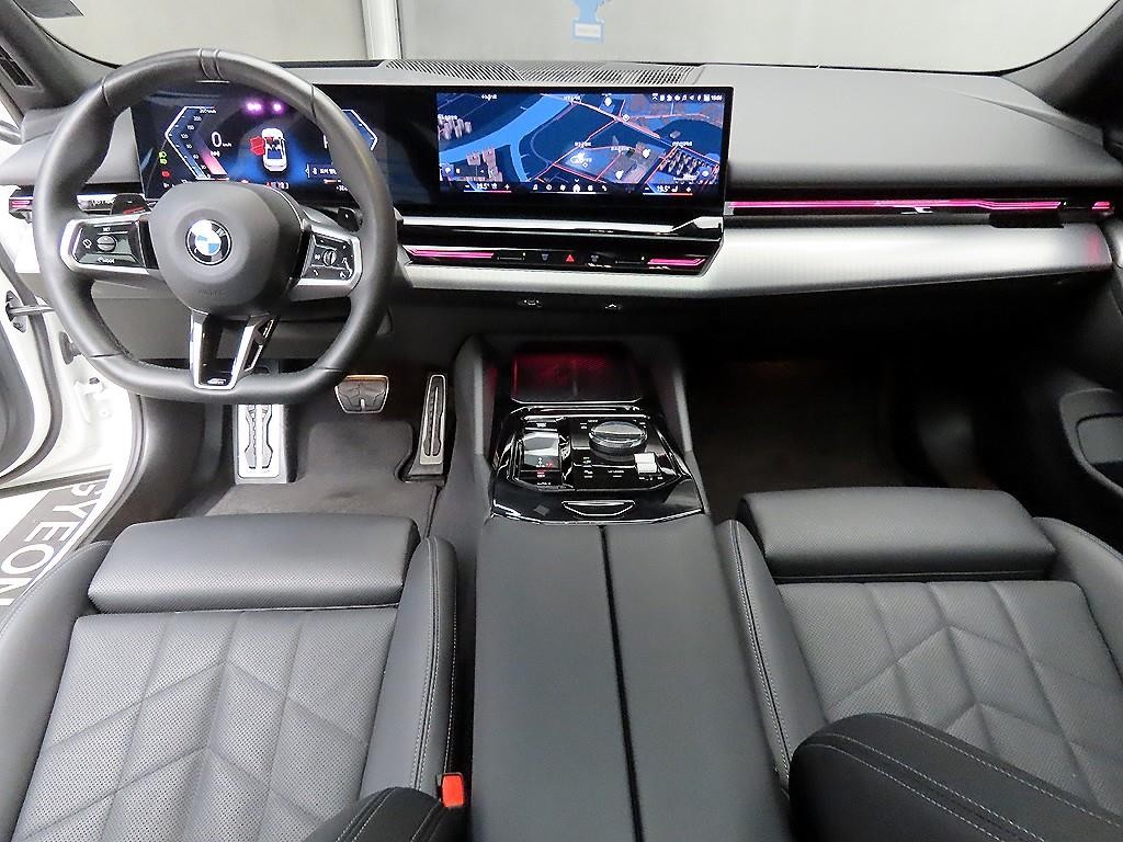 BMW 5시리즈 5시리즈 (G60) 520i M 스포츠 이미지 7
