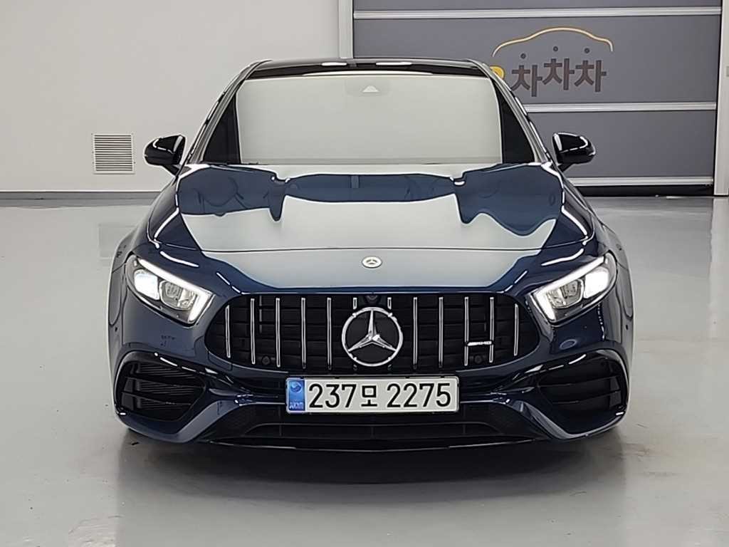 벤츠 A 클래스 A클래스 W177 AMG A45 4MATIC+ 해치백 이미지 2